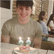 Piacere sono Edoardo, 22 anni, sono nuovo nel mondo delle ripetizioni ma con voglia di fare. Non vedo l'ora di darti una mano!
